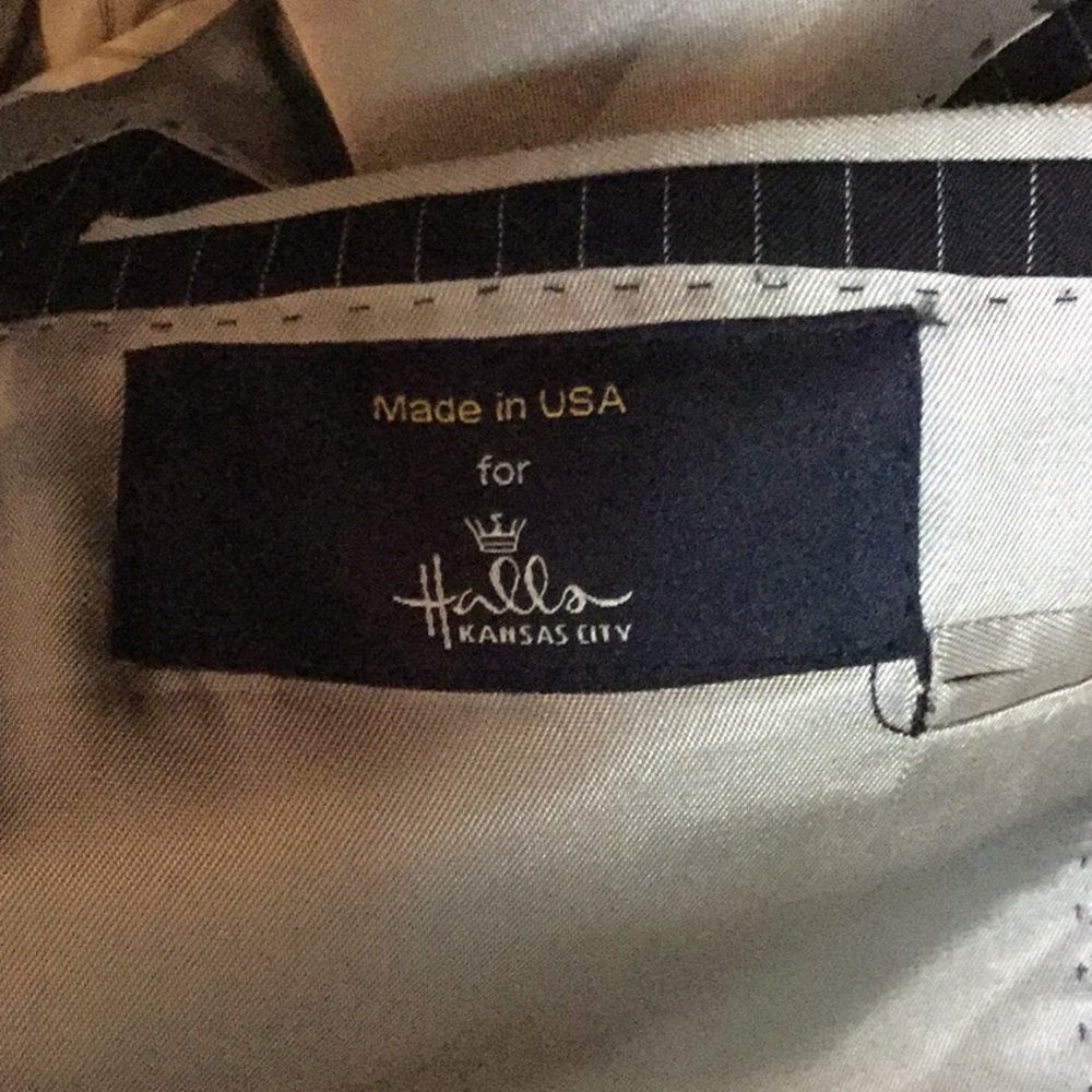 HSM Collection 2-pc Suit - Picture 6 of 8